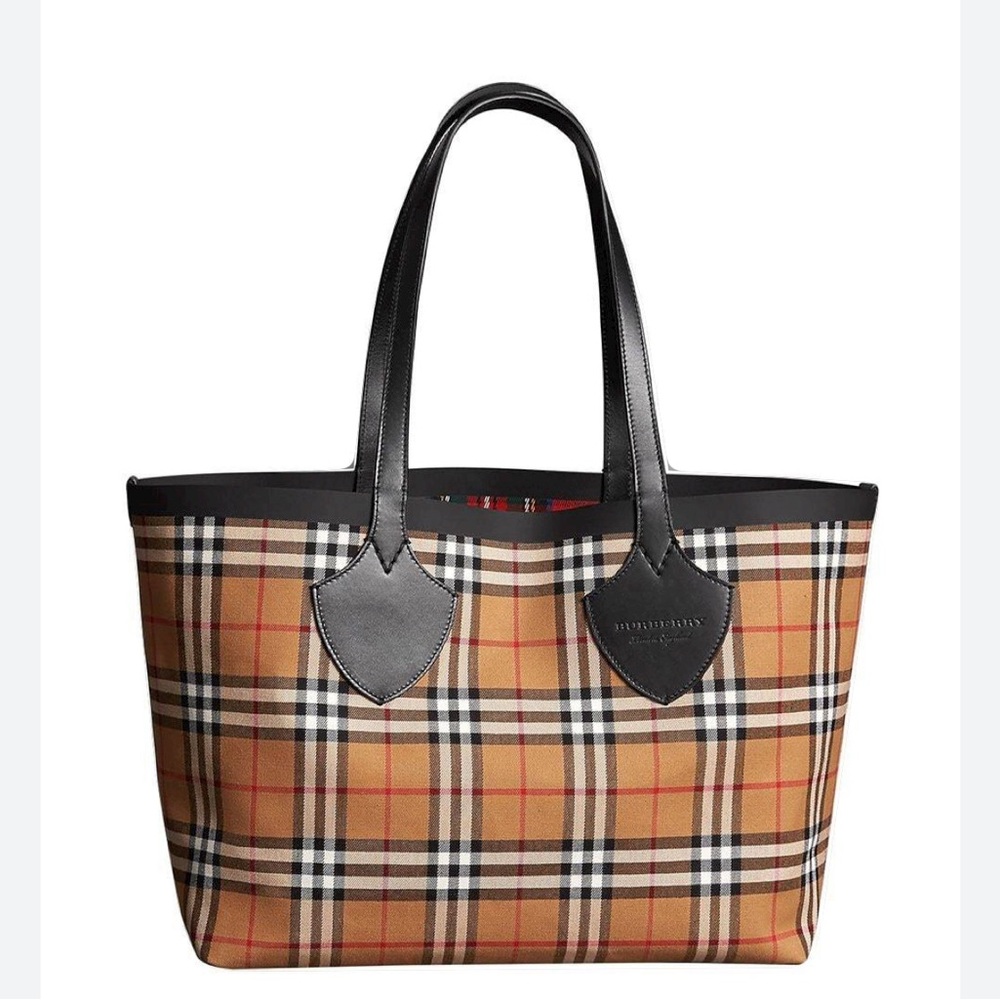 Burberry Vintage Check The Giant Reversible Tote